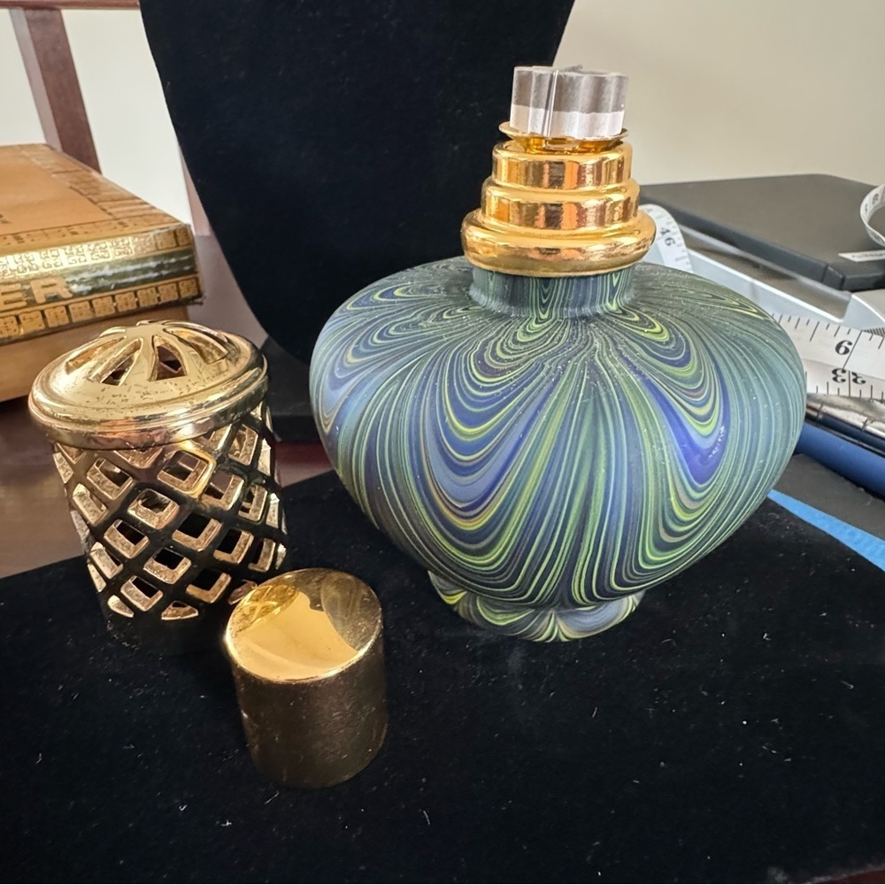 La Tee Da home fragrance lamp large glass tapered lattice crown grey multi - Picture 2 of 14